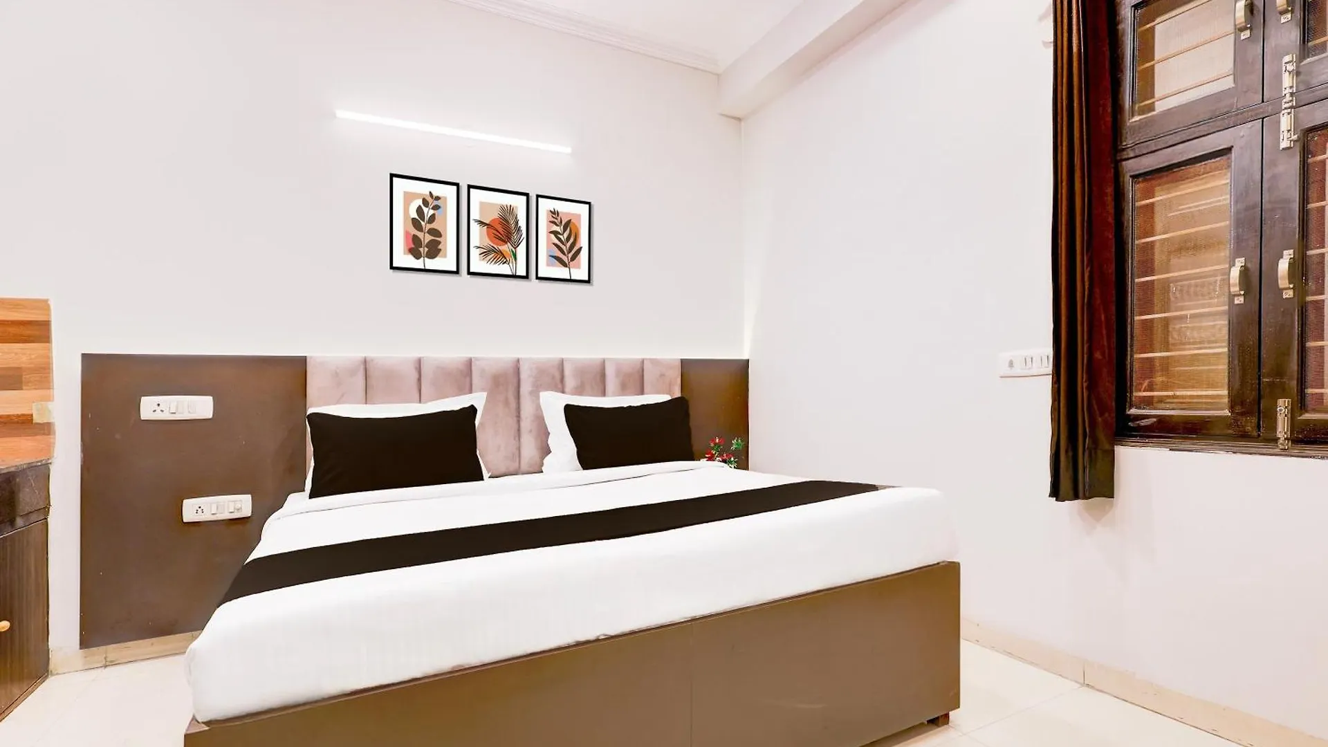 Super Hotel O Rangpuri Mahipalpur Nova Deli