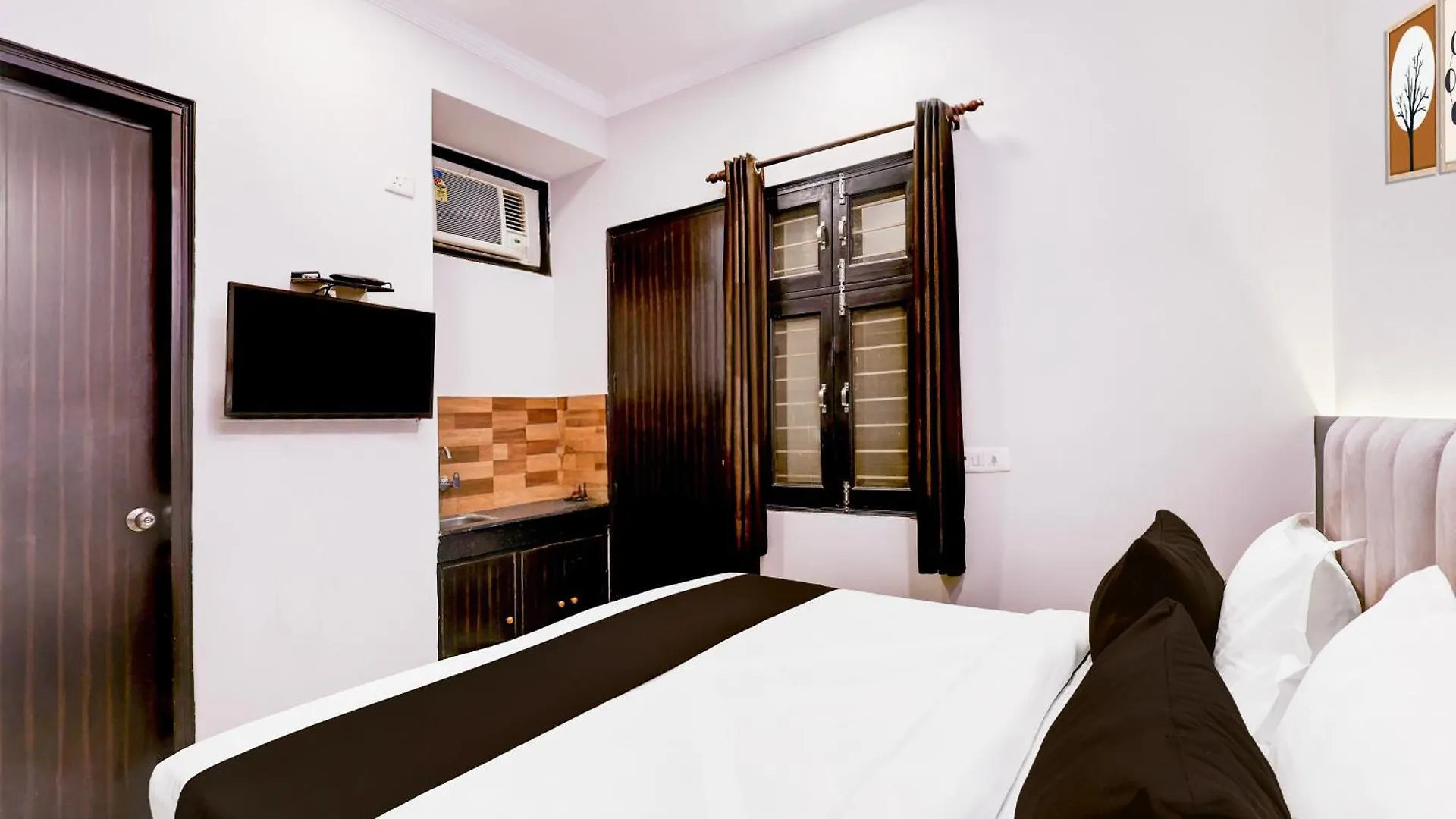 Super Hotel O Rangpuri Mahipalpur New Delhi